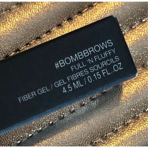 HUDA BEAUTY -  NWT #BombBrows Full & Fluffy Fiber Gel in #4 Light Brown - Picture 2 of 11